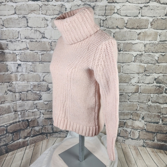 Banana Republic Balletcore Chunky Blush  Alpace Wool Turtleneck Sweater Medium - Picture 5 of 14